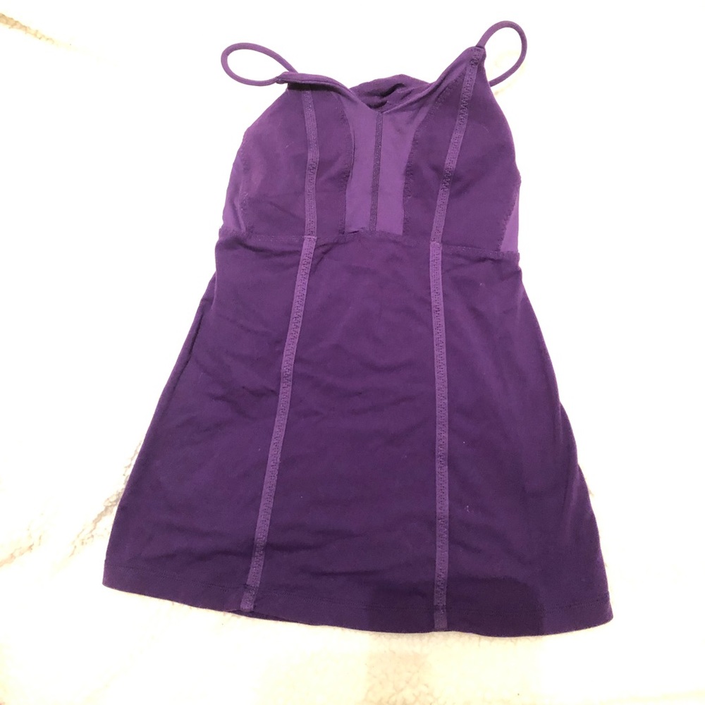 Lululemon tank